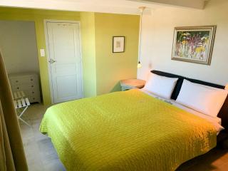 Winemakers Cottage With Vineyard & Mountain Views - 4