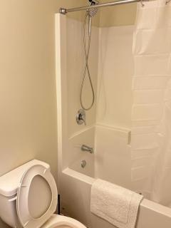 Prince George Cozy Suite - 8