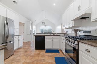 The Southern Haven Pool Retreat Near Fort Moore - 7