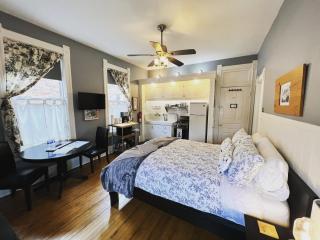 iKlektik House // Robin - 0