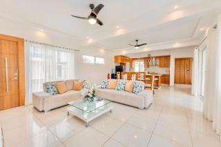5bd Villa in Oceanfront Community Sosua Ocean Village - 5