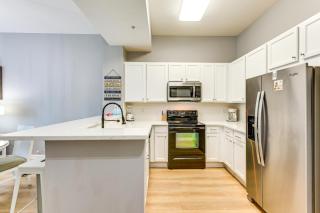 1 Mi to Beach! Resort Retreat with Pool in Destin - 6