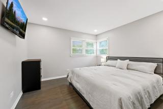 Exceptional Willowbrook Retreat - 2