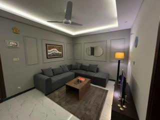 Lume Grey Retreat - 3