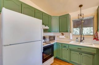 Luxe Cabin with Game Room Near Zion Natl Park! - 5