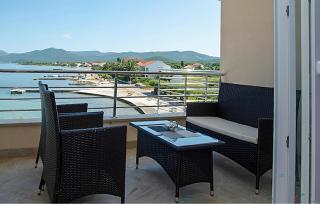 1 Bedroom Stunning Apartment In Sreser - 3