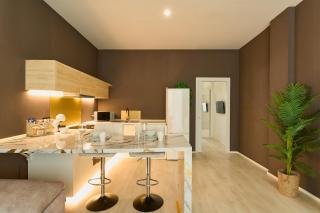 Kosta Homes - Modern Coastal Getaway 400m from Sea - 5