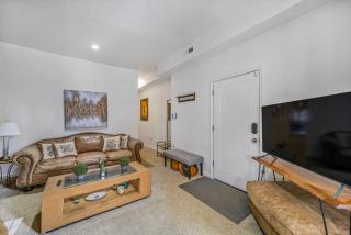 Stylish Redbrick 1BR in Heart of DC Unit A - 5