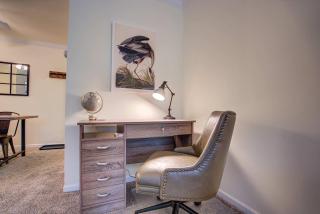 Free Parking Dishwasher and Balcony near Medical Centers - 1