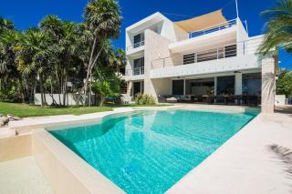 Beachfront Luruxy Villa in Tulum - 0