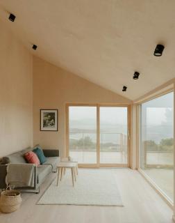 Architect Drawn Cabin With Sea View At Stokkøy - 8