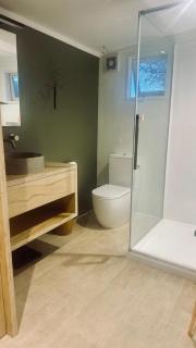 Little Oneroa Beach Bach - 6