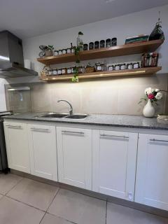 Chalet en zona Güemes-SOLO FAMILIAS - 6