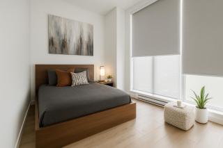 Bright and Spacious 2-Bed Home Steps from Stadium District - 1