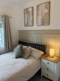 Luxury Four Bedroom House - 9