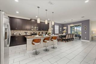Luxe Lakeview Private Pool SPA 10 Min Disney - 2