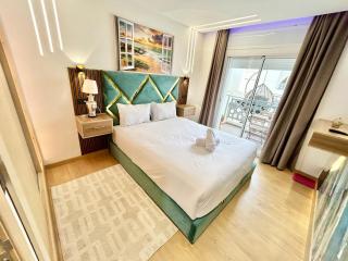 Peaceful 2 Bedroom Apartment with Swimming Pool - 2