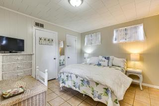 Steps to Sand! PCB Haven with Furnished Outdoor Area - 2