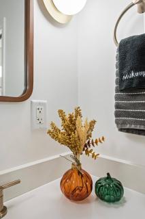 The Mysa - Couples Retreat, Luxe, Sauna, Hot tub - 2