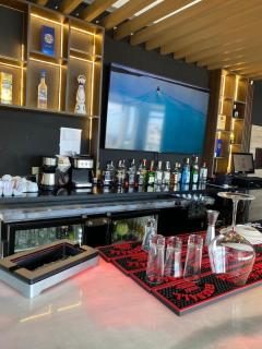 Downtown luxury apartment - 8