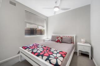 Innes Court Unit 5 7 Sunset Parade - 4