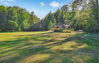 Gorgeous Home In Annerstad - 2