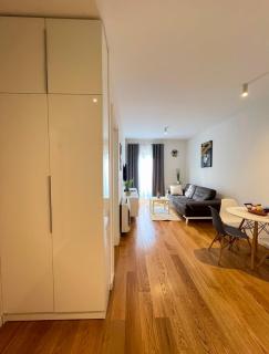 Argentum Central Point 1BR - 6