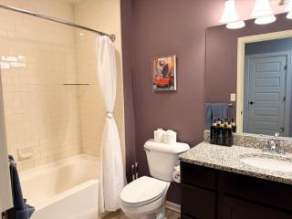 Westcott Apartments 2BD Suite - 1