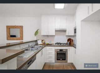 Cozy 2BR Apt with Parking & DarlingHarbour-10 mins walk - 4