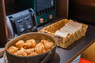 Orange Hotel Shanghai World Expo Center - 5