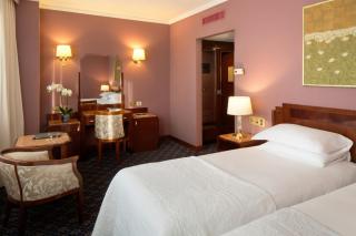 Starhotels Du Parc - 8
