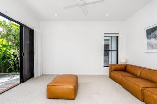 Sunset on Massinger - 60 Massinger Street - 3