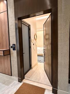 غرفة المرايات! - 6