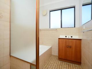 Unit 2 16 Strangways - Ocean Views - 4