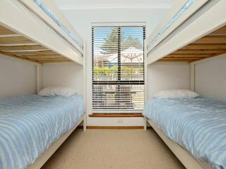 Unit 2 16 Strangways - Ocean Views - 6