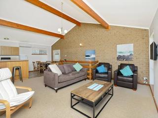 Unit 2 16 Strangways - Ocean Views - 2