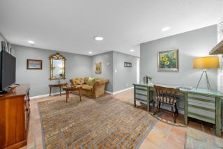 Nanas Nook on Hickory Grove Blvd - 5