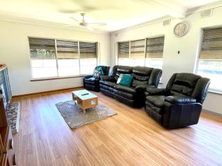 BeeJays Family Getaway - 8