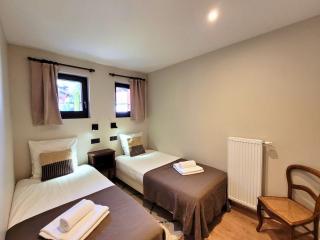 Chalet familial rénové, proche centre, capacité 12, parking, WiFi - FR-1-598-195 - Les Gets - 1