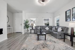 The Beautiful 31 - 1