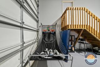 Lake Geneva Family House Pool Table Fireplace and Sleeps 10 - 3