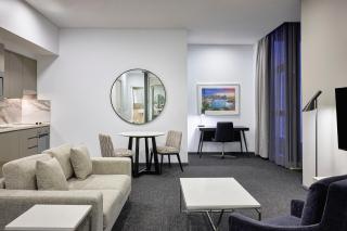 Meriton Suites Campbell Street, Sydney - 9