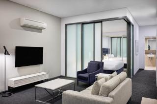 Meriton Suites Campbell Street, Sydney - 6