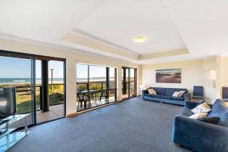 Coast View - 39b Hargreaves - Family - Beach - 8