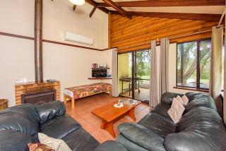 Banjine - Wyadup Brook Cottages - 4