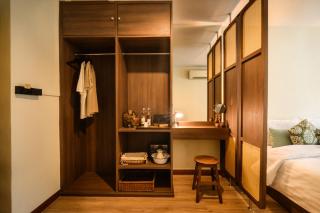 Niras Bankoc Hostel - 8