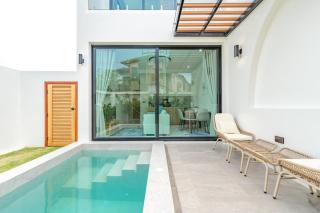 Tropical Holiday Retreat 1BR Villa Near Bangtao - 0