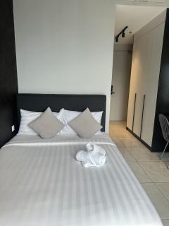 AXON Suites Near Bukit Bintang by Peak Pavilion - 1