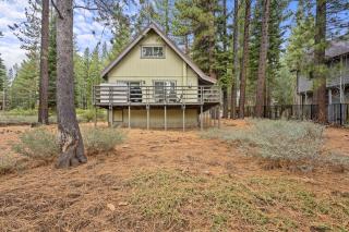 Cozy Cabin home - 9