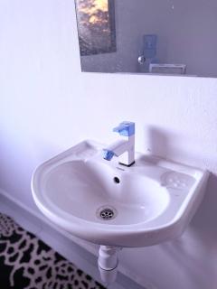 KK Homes -1BR Penthouse - 9